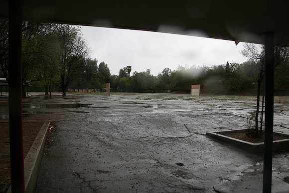 PARKING LOT Platt Ele School Woodland Hills00084