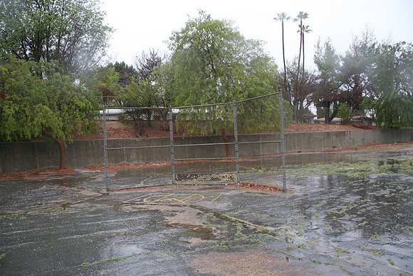 PARKING LOT Platt Ele School Woodland Hills00044