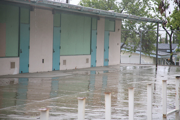 PARKING LOT Platt Ele School Woodland Hills00078