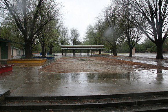 PARKING LOT Platt Ele School Woodland Hills00093