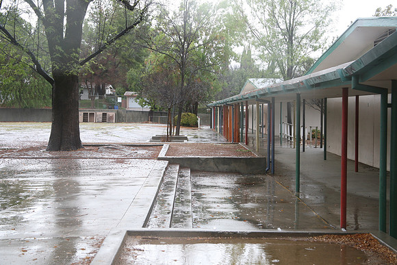 PARKING LOT Platt Ele School Woodland Hills00097