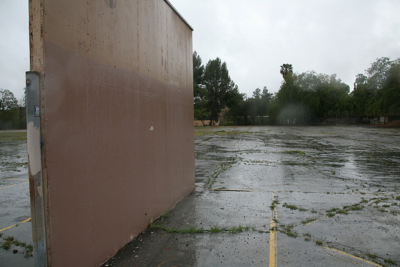PARKING LOT Platt Ele School Woodland Hills00040