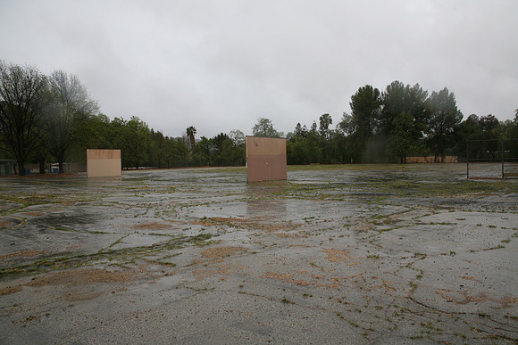 PARKING LOT Platt Ele School Woodland Hills00057
