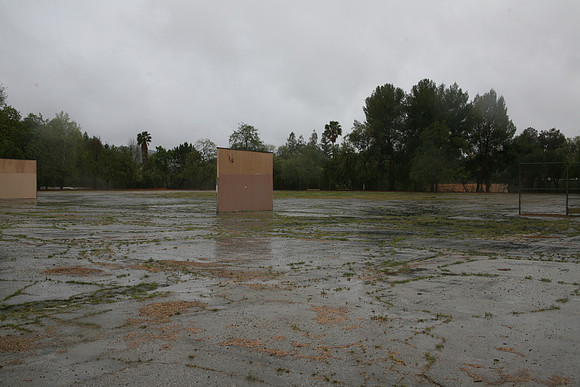 PARKING LOT Platt Ele School Woodland Hills00062