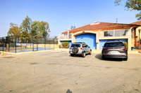 UNIVERSAL-C122-LA-13