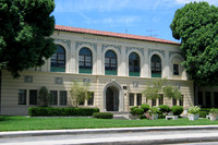 Exterior-Entrance-10