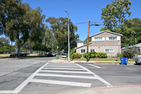 Lake St and Penmar Av